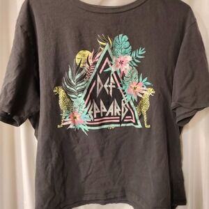 Def Leppard In Concert Tropical Graphic Band Tee Cheetah Floral Black XL